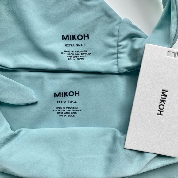 NEW Mikoh “Balboa” top & “Cruz Bay” bottom in size XS - Picture 9 of 12